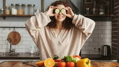 5 alimenti che aiutano a mantenere la salute degli occhi dopo l'uso eccessivo di dispositivi elettronici